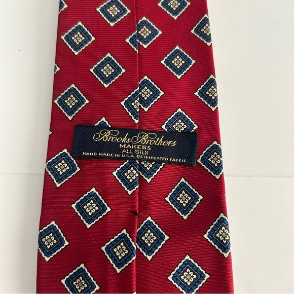 Brooks Brothers Red and Blue Silk Tie Geometric Pattern - Picture 5 of 5